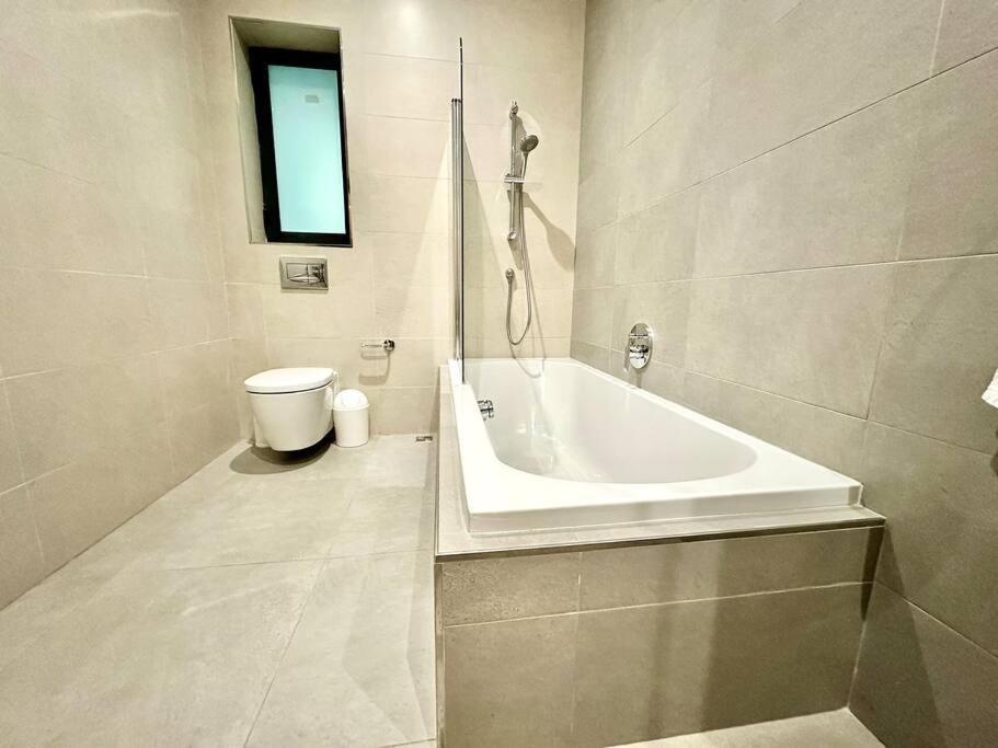 Stunning 2Br Apt In St Julians San Ġiljan Exterior foto