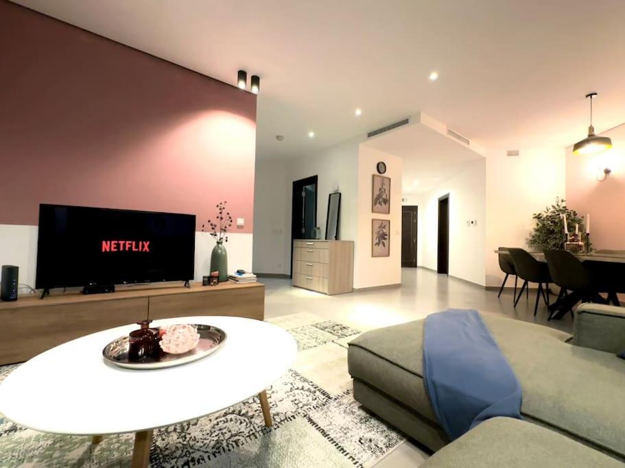 Stunning 2Br Apt In St Julians San Ġiljan Exterior foto