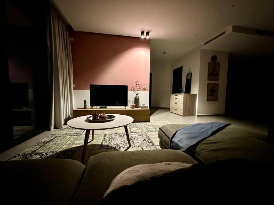 Stunning 2Br Apt In St Julians San Ġiljan Exterior foto